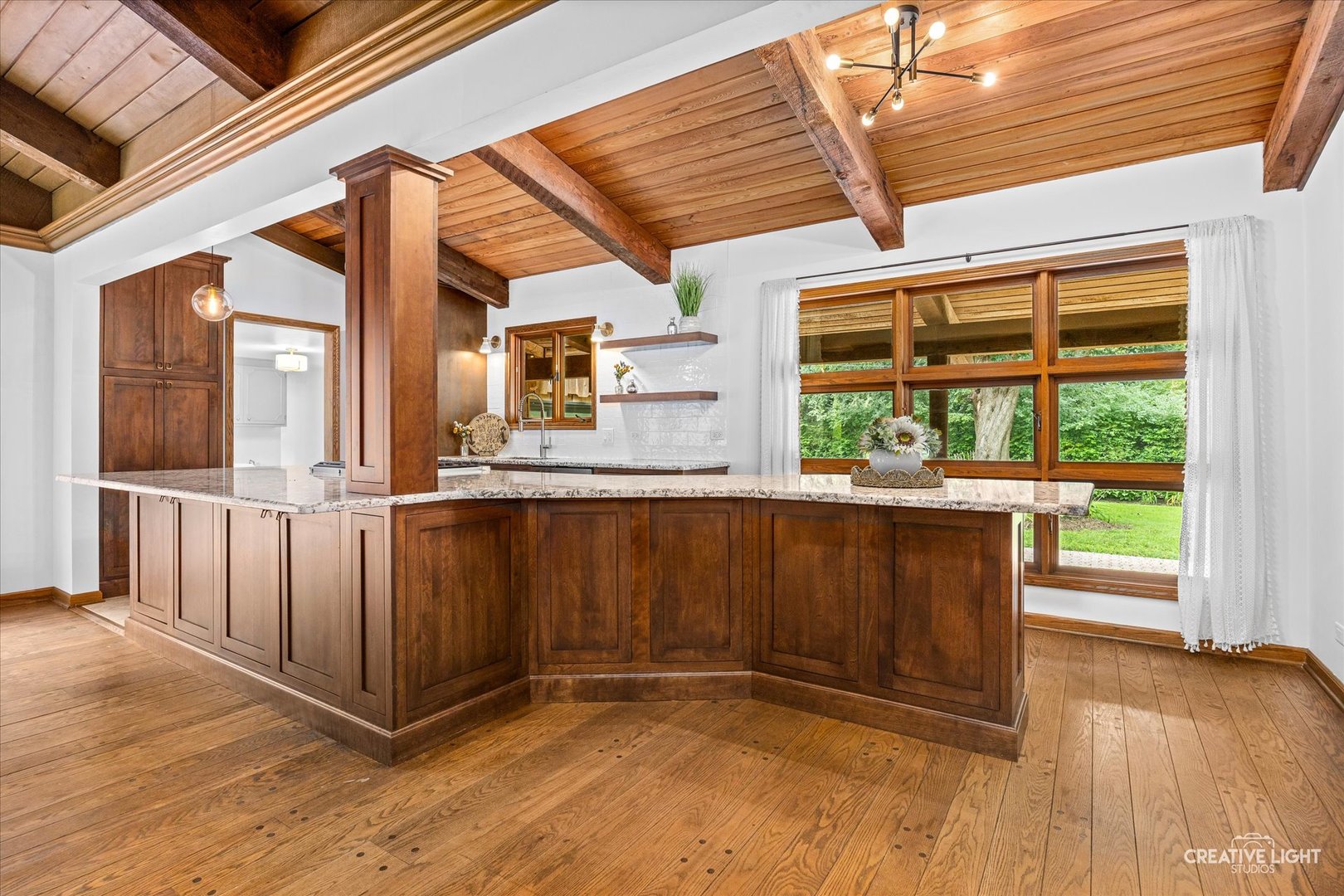 5N471 Billy Burns Road Wayne, IL 60184 - Photo 7 of 31 Gallery Image 7