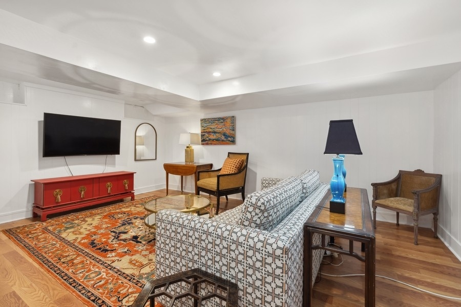 7508 North Ridge Boulevard, Unit C Chicago, IL 60645 - Photo 11 of 21 Gallery Image 11