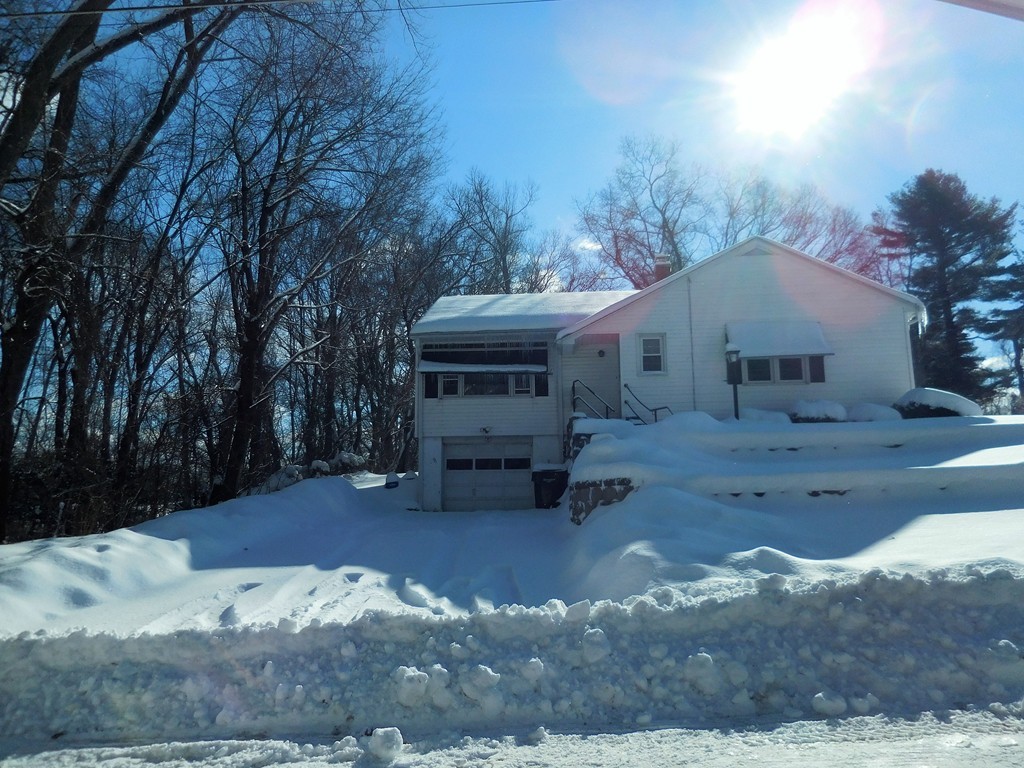 45 Whitmore Street Springfield, MA 01104 - Photo 1 of 14 Gallery Image 1