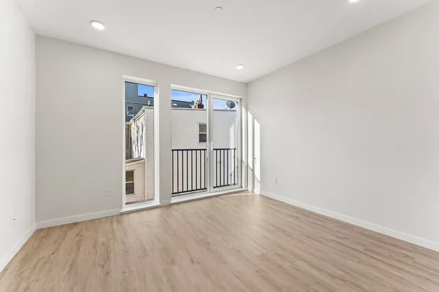 $2,100 | 24-28 Mt Pleasant Street, Unit 204, Somerville, MA 02145