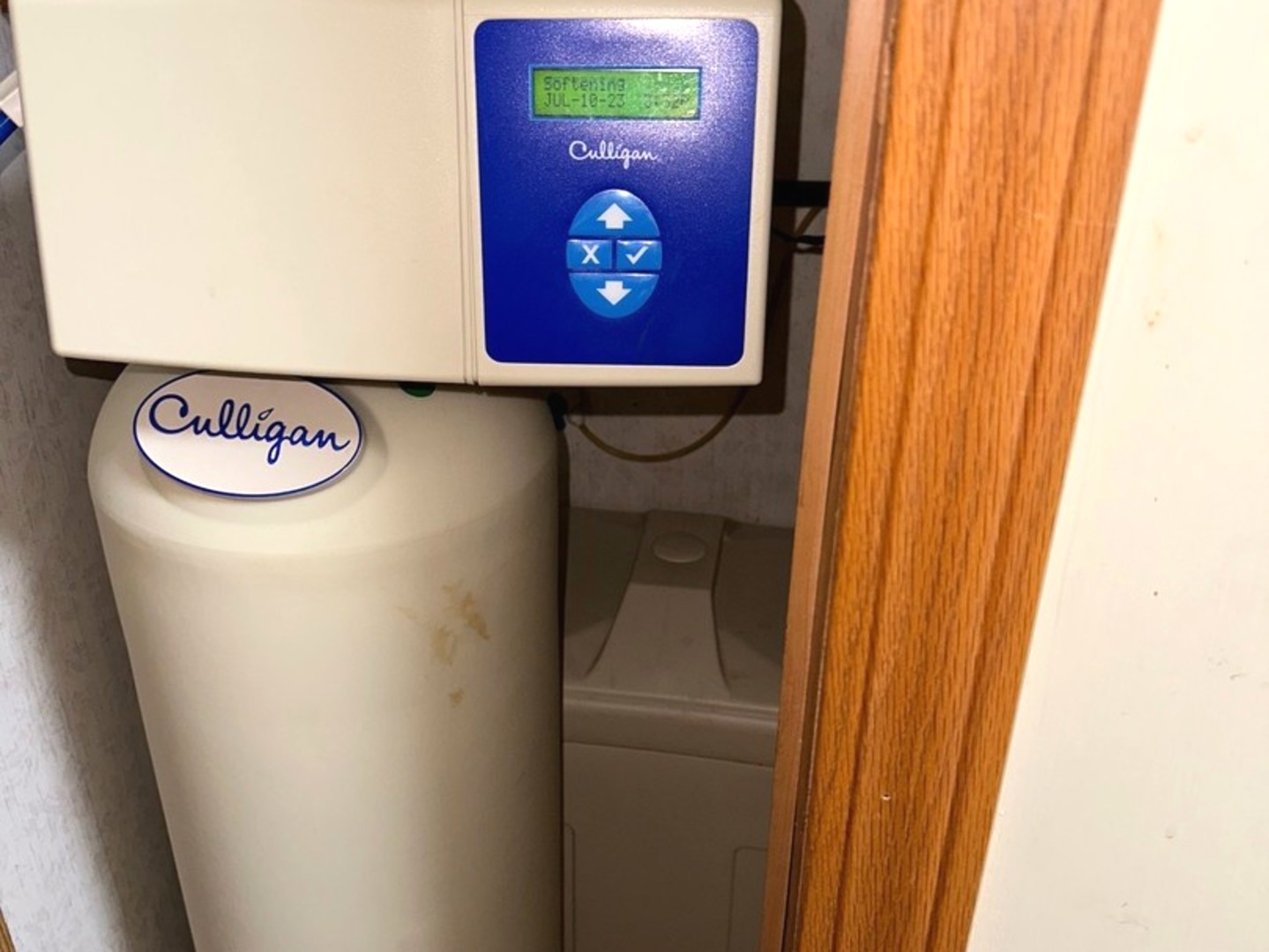 201 Greenview Road Belvidere, IL 61008 - Photo 41 of 57 a close up of a sign on a wall