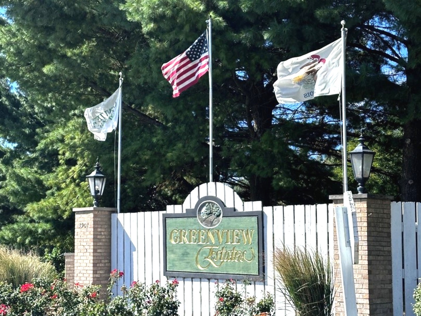 201 Greenview Road Belvidere, IL 61008 - Photo 57 of 57 a sign that is on the side of a road