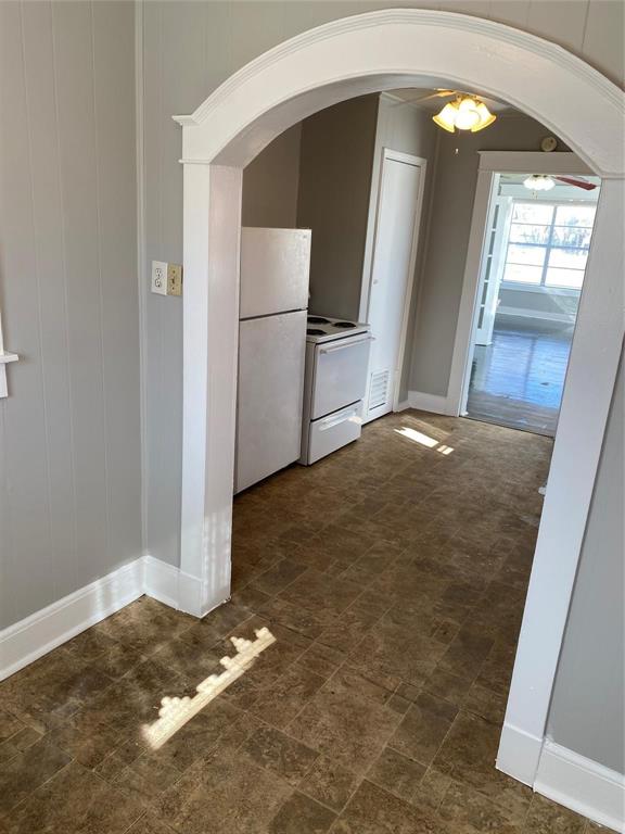 1613 Park Street Commerce, TX 75428 - Photo 7 of 39