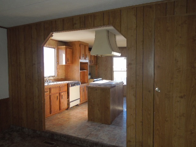 247 East Maricopa Drive Springerville, AZ 85938 - Photo 21 of 28