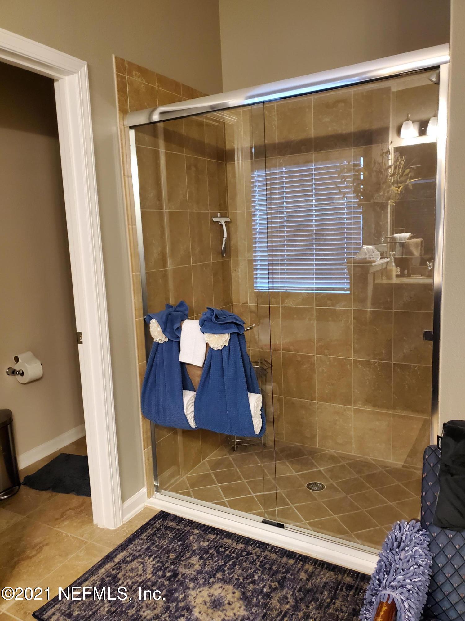 1596 Kilchurn Road Jacksonville, FL 32221 - Photo 17 of 25 Master Bath 4