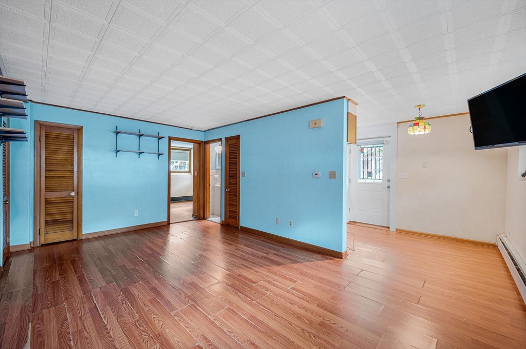 8 Austin Court, Unit B Saugus, MA 01906 - Photo 3 of 20