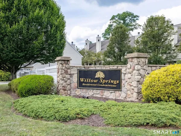 $375,000 | 322 Willow Springs, Unit 322, New Milford, CT 06776