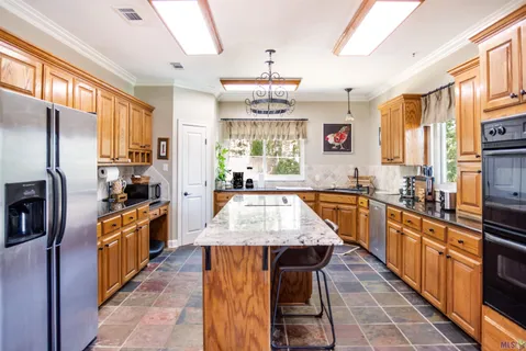 $487,000 | 14449 Cabell Street, Port Vincent, LA 70726
