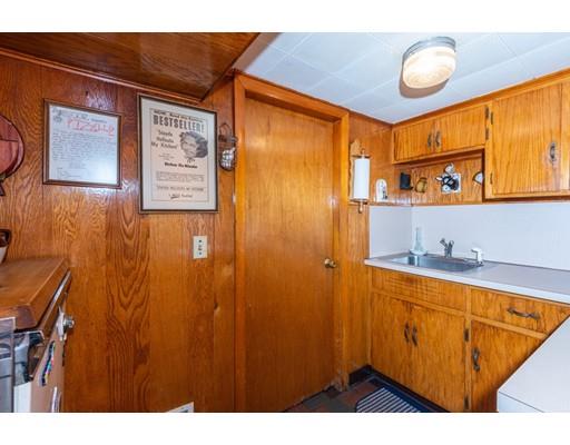 6 Wolcott Road Saugus, MA 01906 - Photo 29 of 36 Gallery Image 29