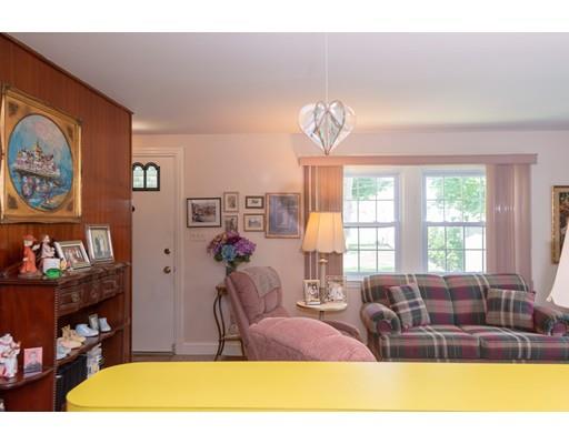 6 Wolcott Road Saugus, MA 01906 - Photo 8 of 36 Gallery Image 8