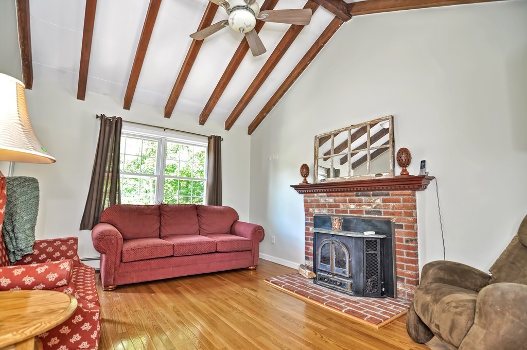 498 Old Farm Road Franklin, MA 02038 - Photo 15 of 28 Gallery Image 15