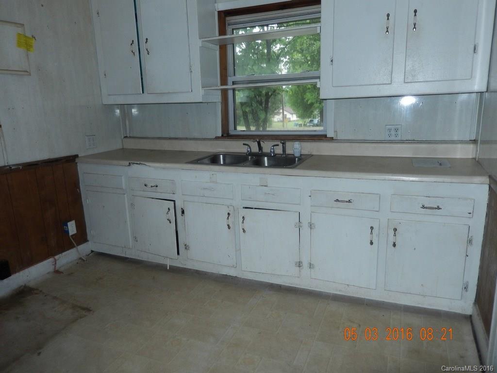 405 York Road Kings Mountain, NC 28086 - Photo 5 of 20 Gallery Image 5