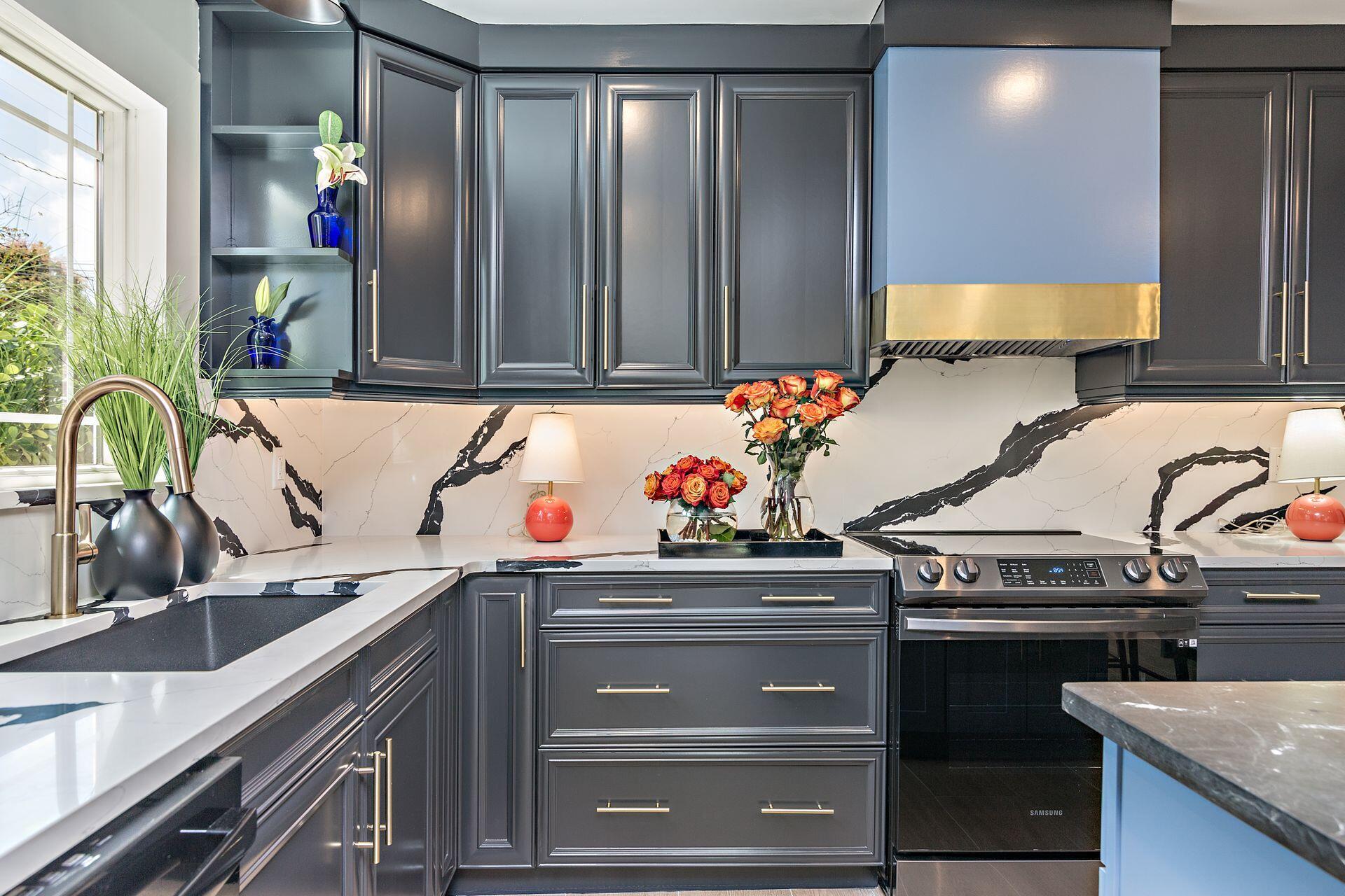 376 Colonial Road West Palm Beach, FL 33405 - Photo 17 of 59 Kitchen