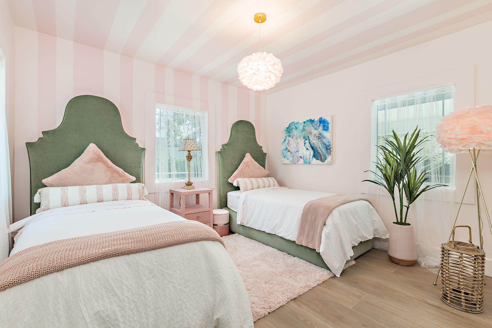 376 Colonial Road West Palm Beach, FL 33405 - Photo 22 of 59 Second Bedroom