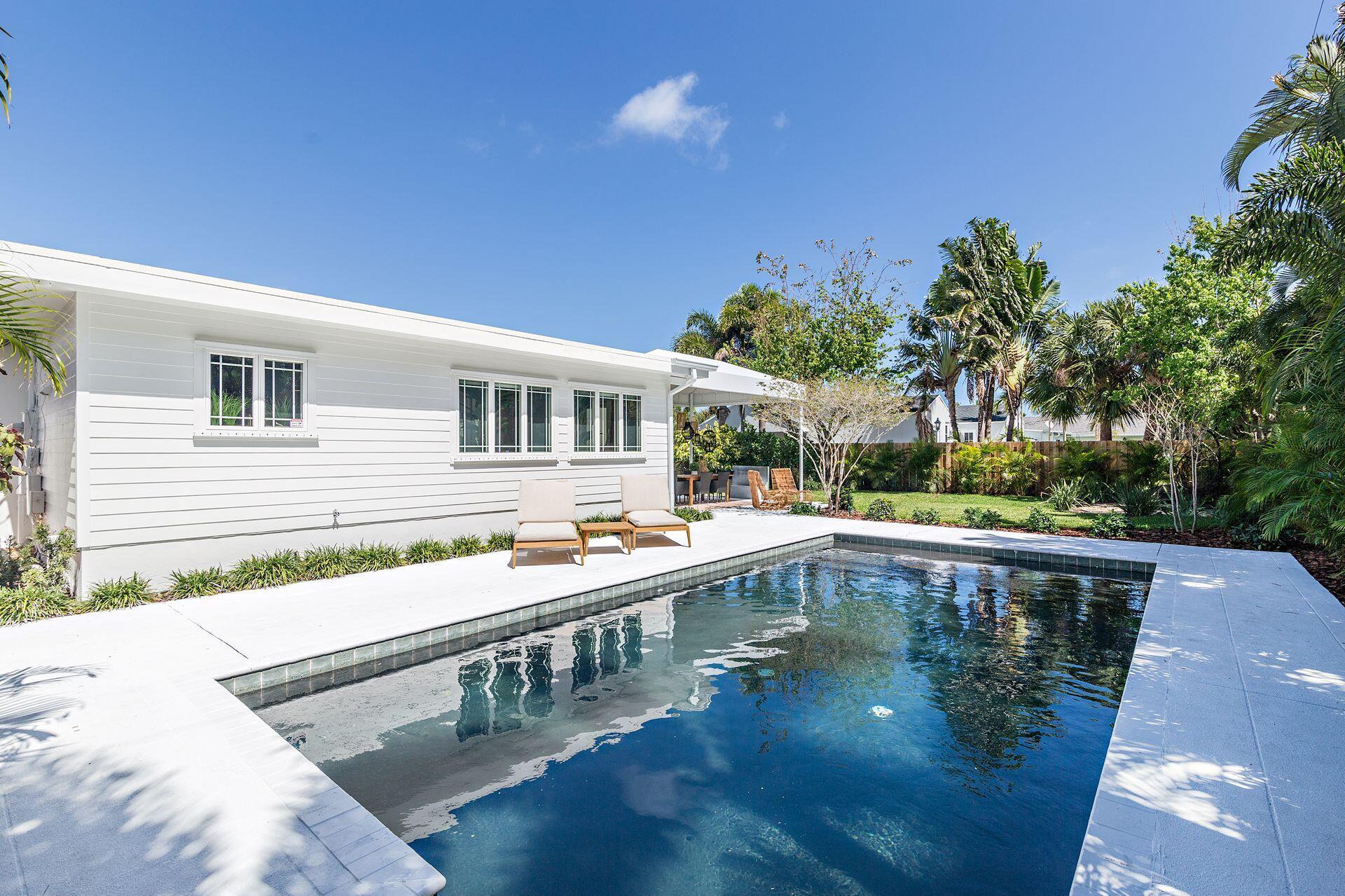 376 Colonial Road West Palm Beach, FL 33405 - Photo 31 of 59 Pool