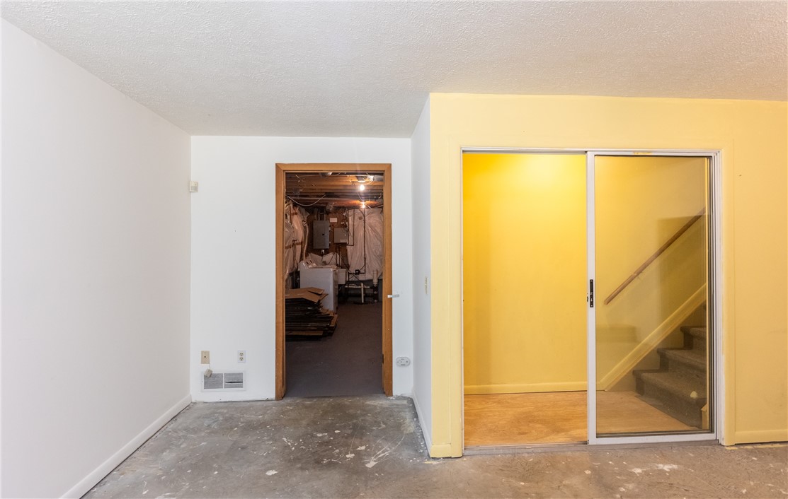 77 Reynolds Street Rochester, NY 14608 - Photo 26 of 50