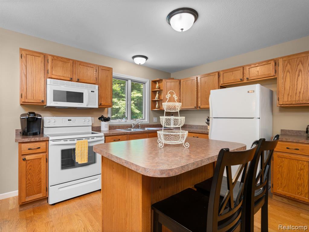 5070 Duck Lake Road Whitehall, MI 49461 - Photo 13 of 53 Gallery Image 13