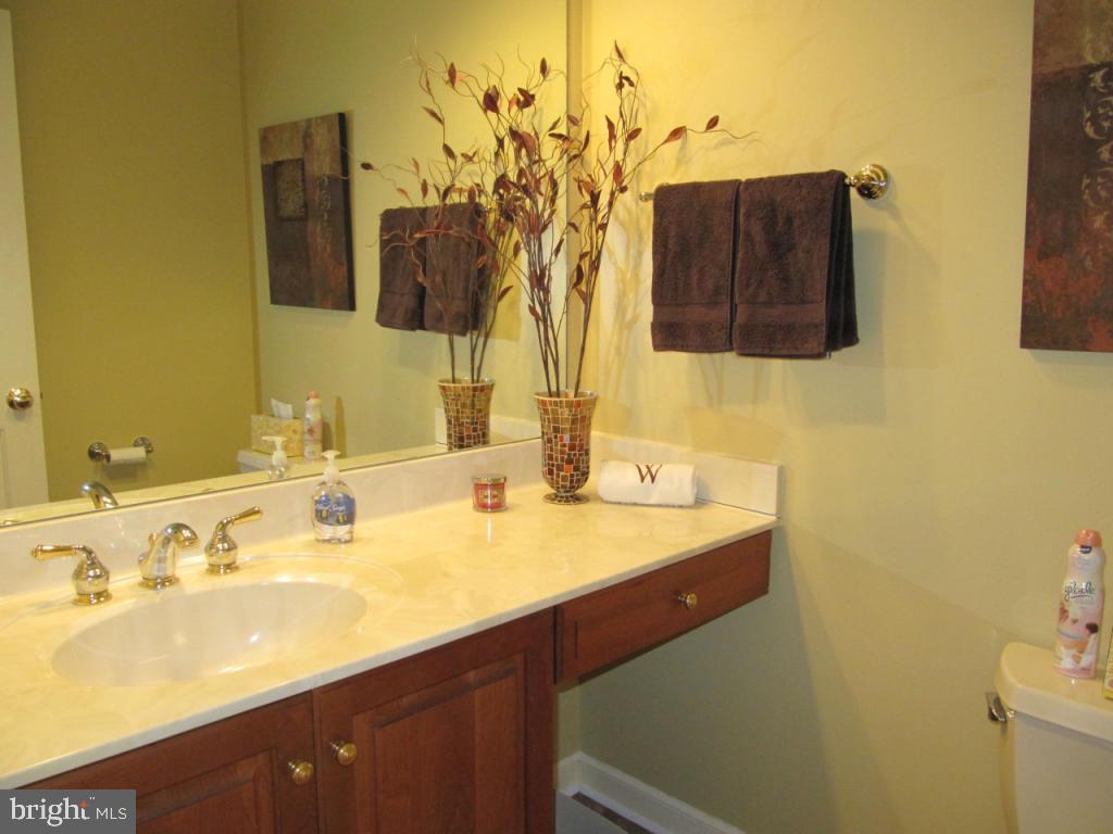335 Rumford Road Lititz, PA 17543 - Photo 11 of 26 Gallery Image 11