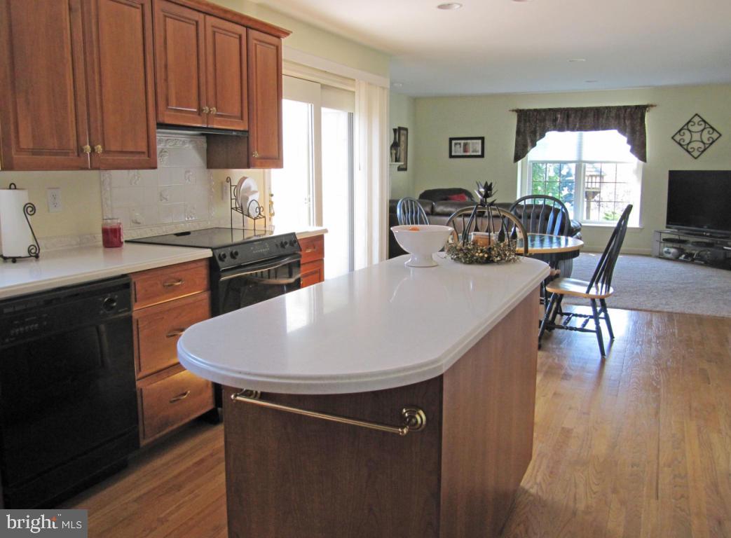 335 Rumford Road Lititz, PA 17543 - Photo 3 of 26 Gallery Image 3
