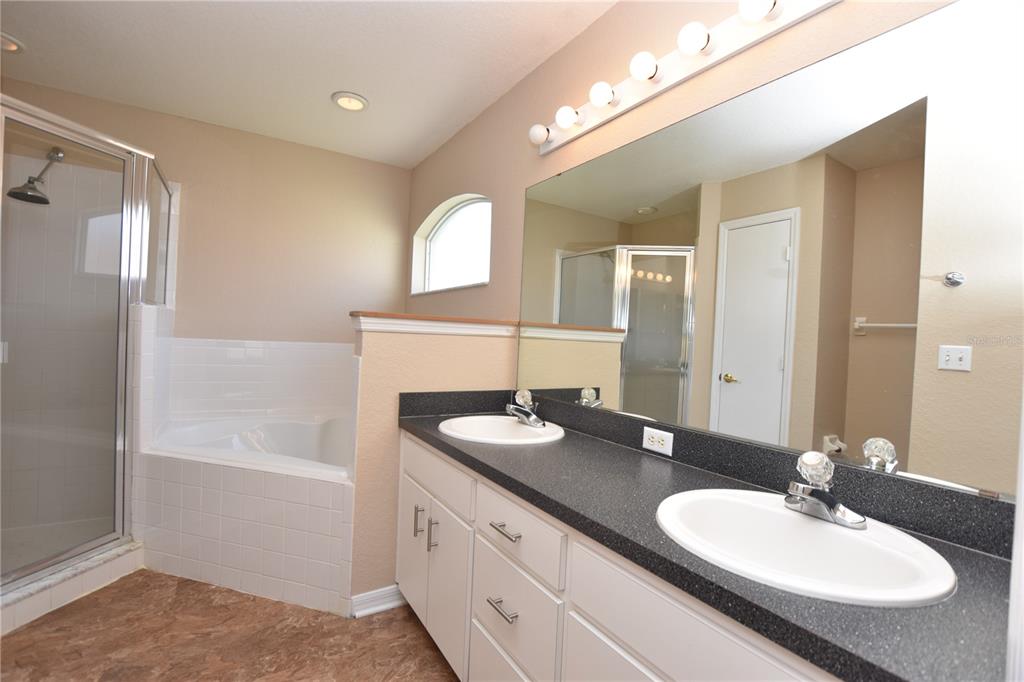 2830 Hickory Ridge Drive Lakeland, FL 33813 - Photo 14 of 23