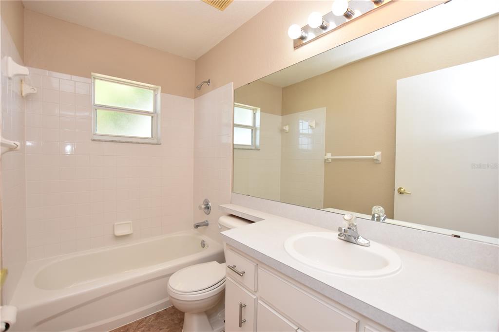 2830 Hickory Ridge Drive Lakeland, FL 33813 - Photo 17 of 23