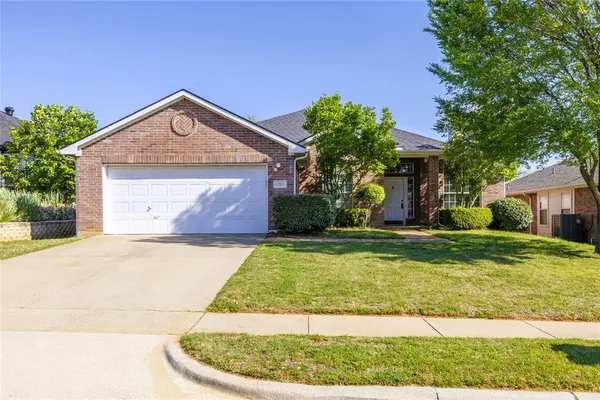 $398,000 | 1703 Birch Lane, Corinth, TX 76210