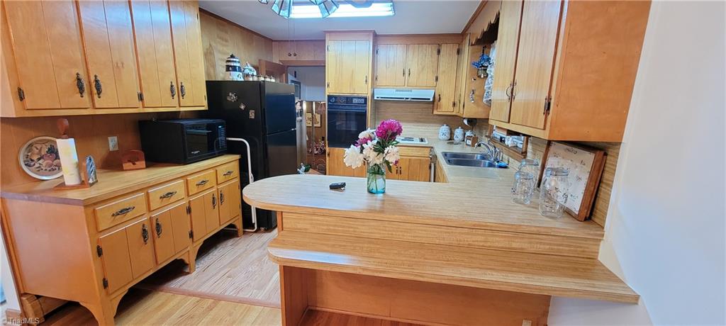 391 Reeves Mill Road Mount Airy, NC 27030 - Photo 11 of 34 Gallery Image 11