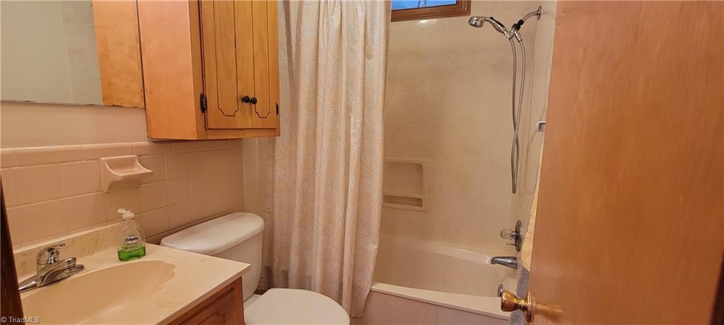 391 Reeves Mill Road Mount Airy, NC 27030 - Photo 28 of 34 Gallery Image 28
