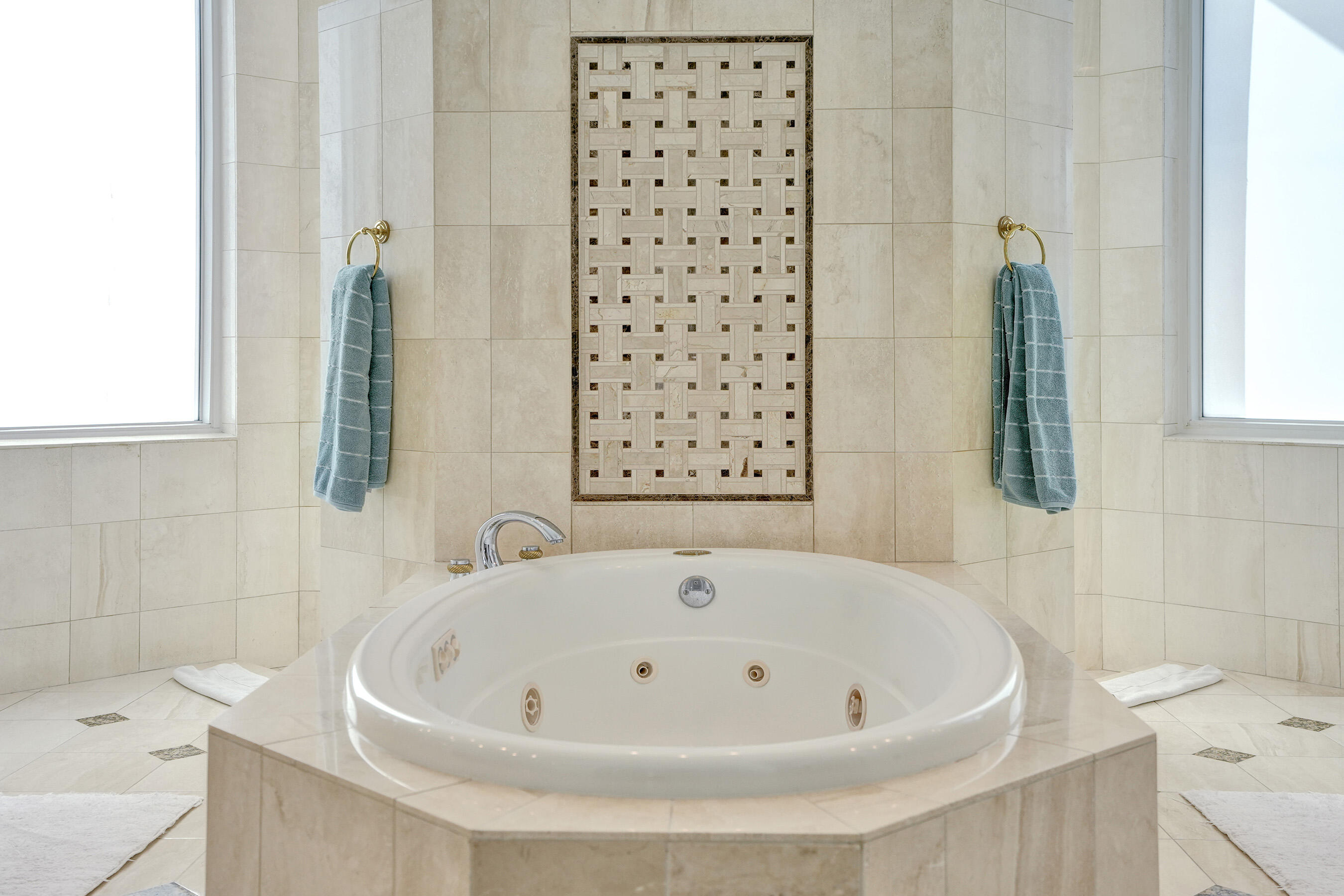 2403 Northwest 49th Lane Boca Raton, FL 33431 - Photo 18 of 60 JACUZZI TUB