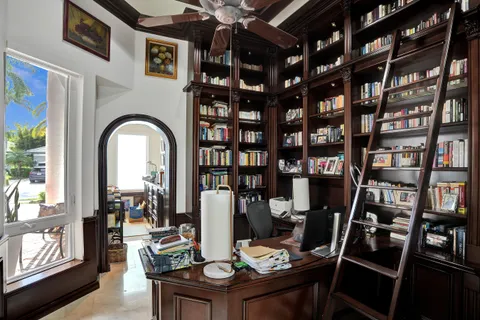 $2,595,000 | 2403 Northwest 49th Lane, Boca Raton, FL 33431