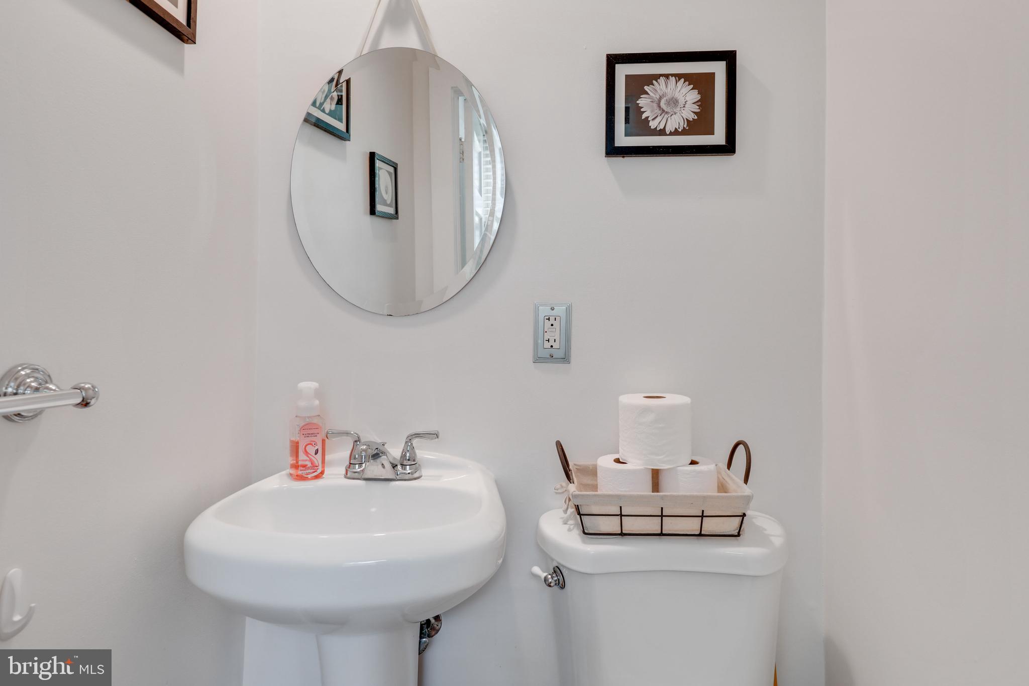 537 Fern Road Riva, MD 21140 - Photo 34 of 59 Powder Room