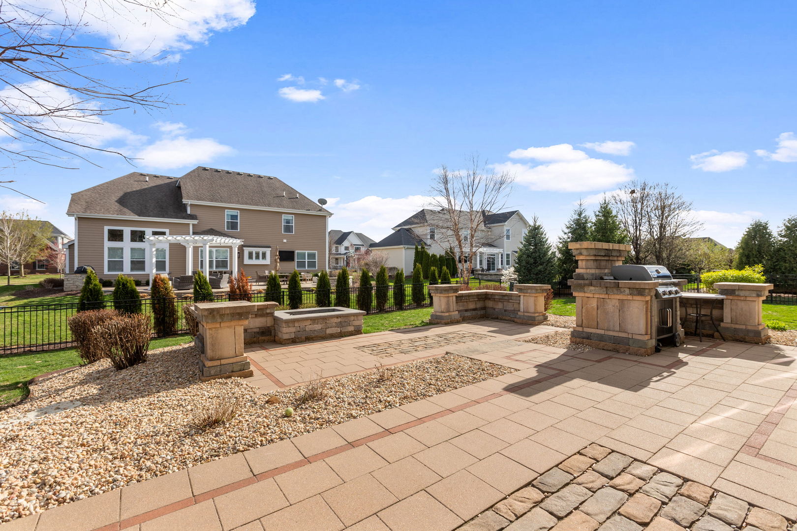 39-w869 Kellar Square Geneva, IL 60134 - Photo 31 of 32