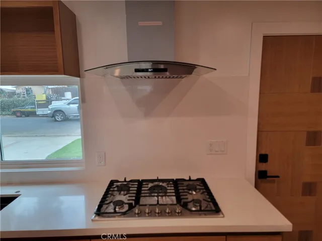 $3,300 | 18725 Bassett Street, Reseda, CA 91335