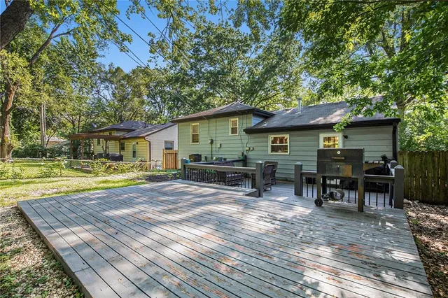 $234,000 | 8156 Northeast San Rafael Drive, Kansas City, MO 64119