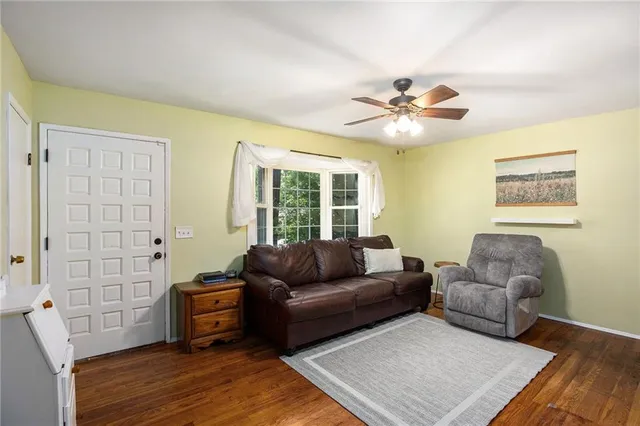 $234,000 | 8156 Northeast San Rafael Drive, Kansas City, MO 64119