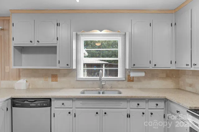 $379,000 | 1202 Flowe Drive, Matthews, NC 28104