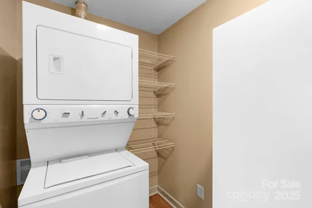 $379,000 | 1202 Flowe Drive, Matthews, NC 28104