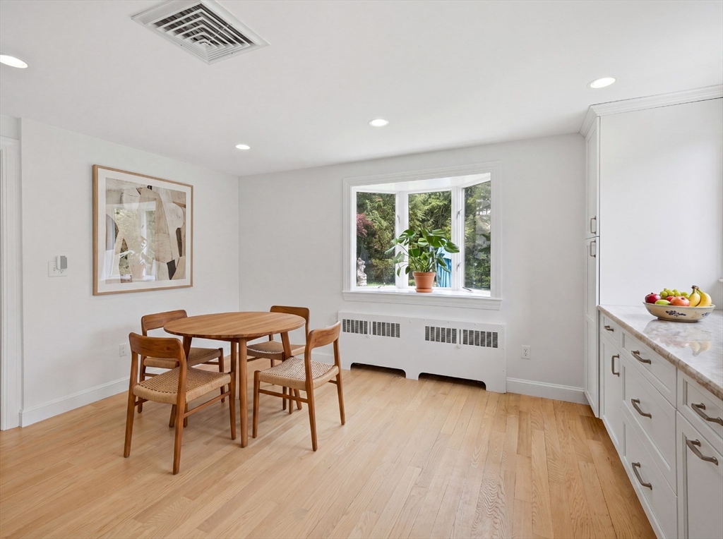 181 Rutledge Road Belmont, MA 02478 - Photo 5 of 40