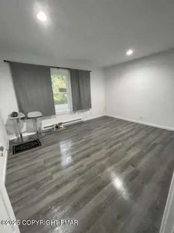 $220,000 | 110 Center Avenue, Mount Pocono, PA 18344