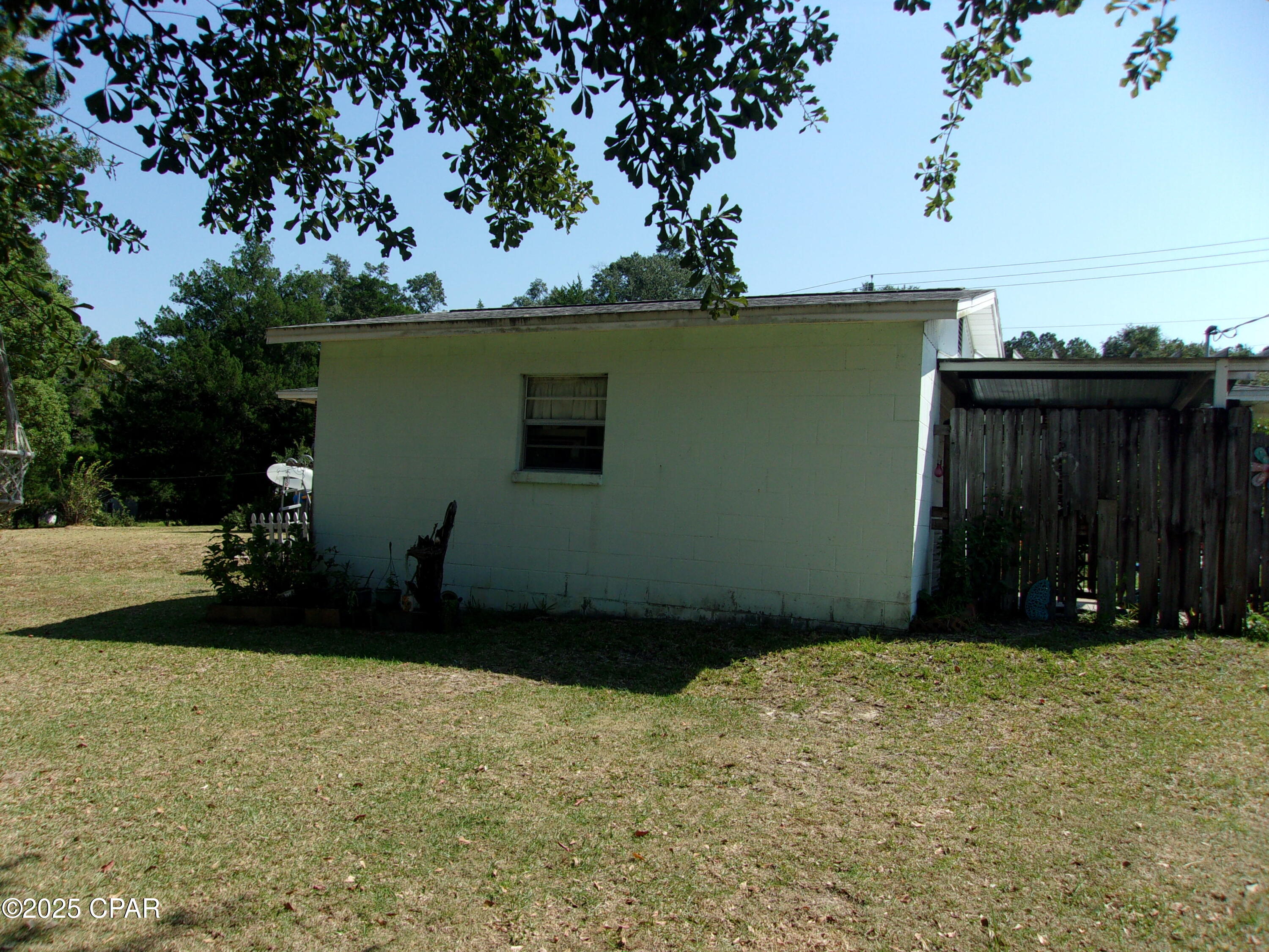 703 South Weeks Street Bonifay, FL 32425 - Photo 38 of 53
