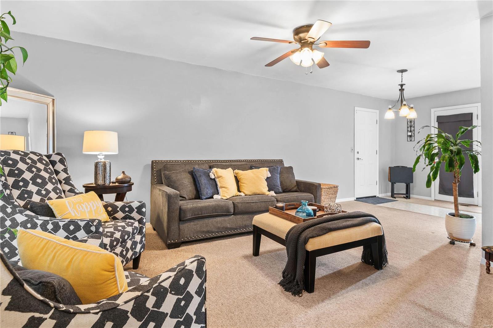 803 Estate Drive O'Fallon, IL 62269 - Photo 2 of 29