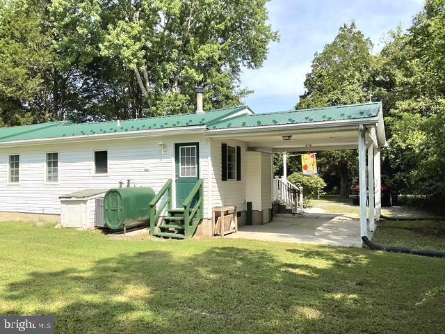 36797 Ricardo Drive Bushwood, MD 20618 - Photo 5 of 22 rear carport