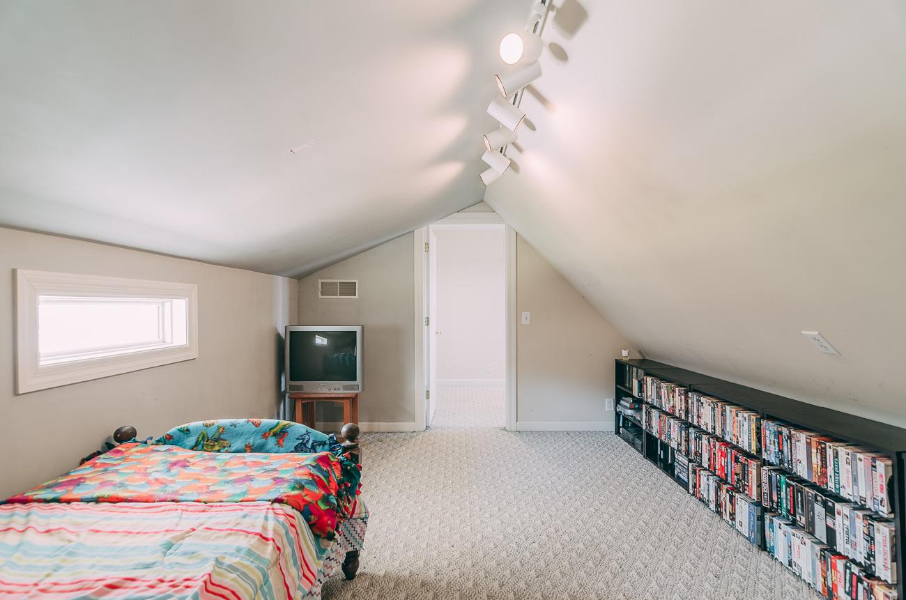 6141 Bethlehem Road Springfield, TN 37172 - Photo 15 of 30 Window on the right overlooks the back yard and the woods beyond. This room has a door on each end, one leading to the main, sunlit, landing and the other leading to the bonus room.
