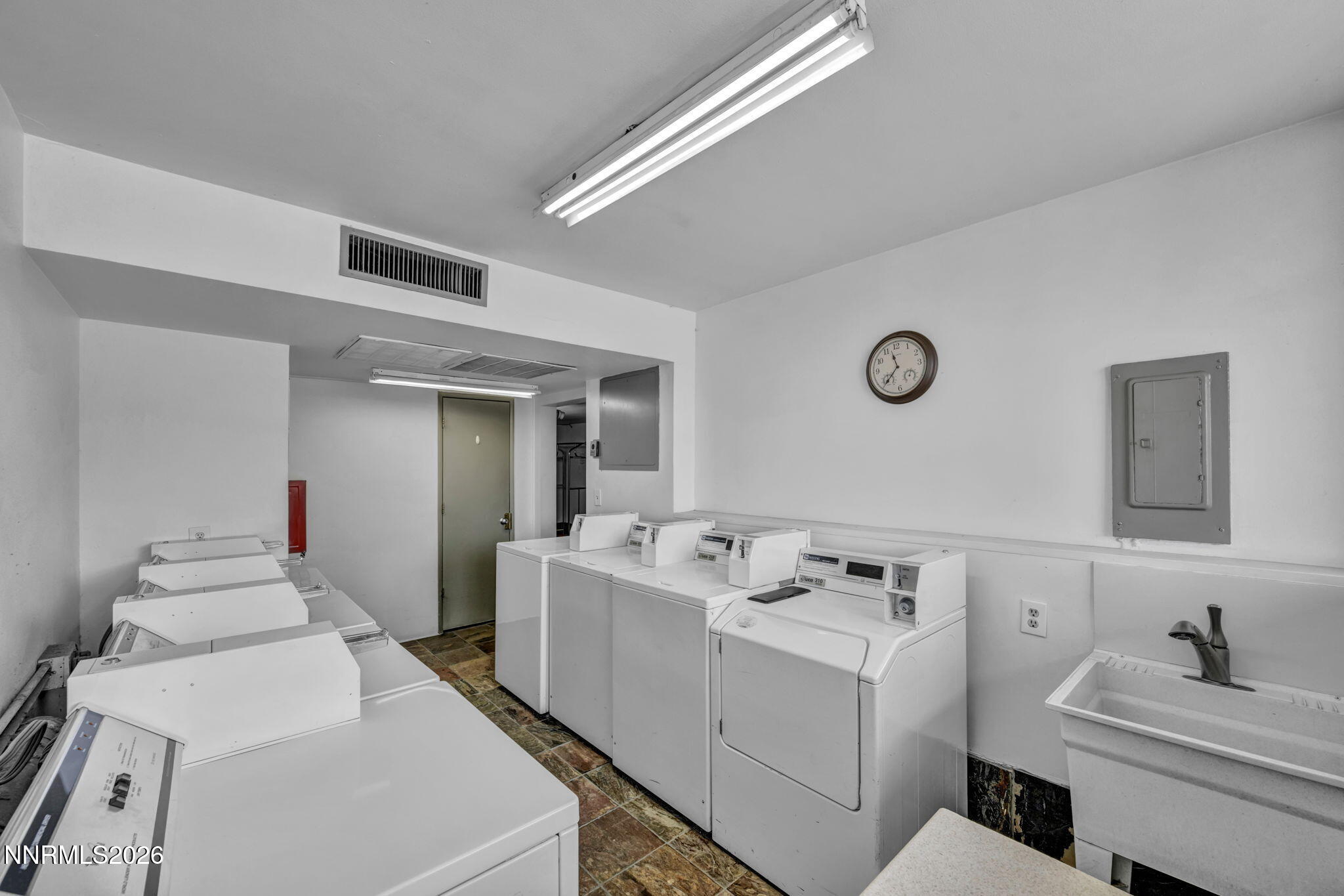280 Island Avenue, Unit 1002 Reno, NV 89501 - Photo 35 of 41 85-web-or-mls-280-island-ave-1002