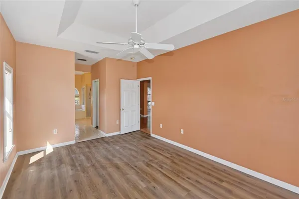 $3,200 | 2724 Temple Street, Sarasota, FL 34239