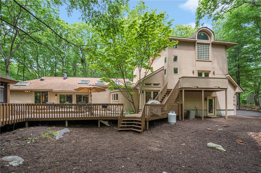 116 Jenckes Hill Road Lincoln, RI 02865 - Photo 3 of 48 Exterior Rear