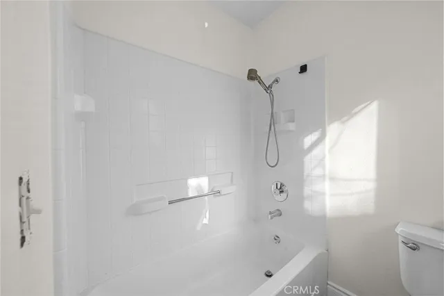 $4,500 | 2990 Bavaria Drive, Corona, CA 92881