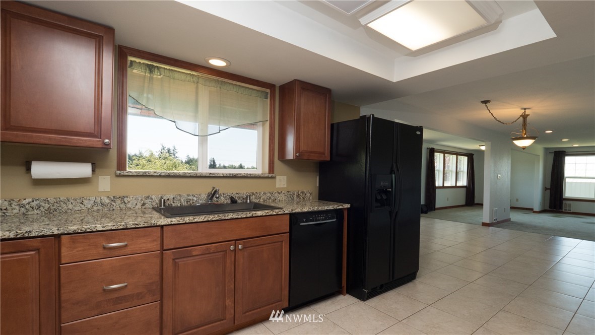 440 East Smith Road Bellingham, WA 98226 - Photo 4 of 25
