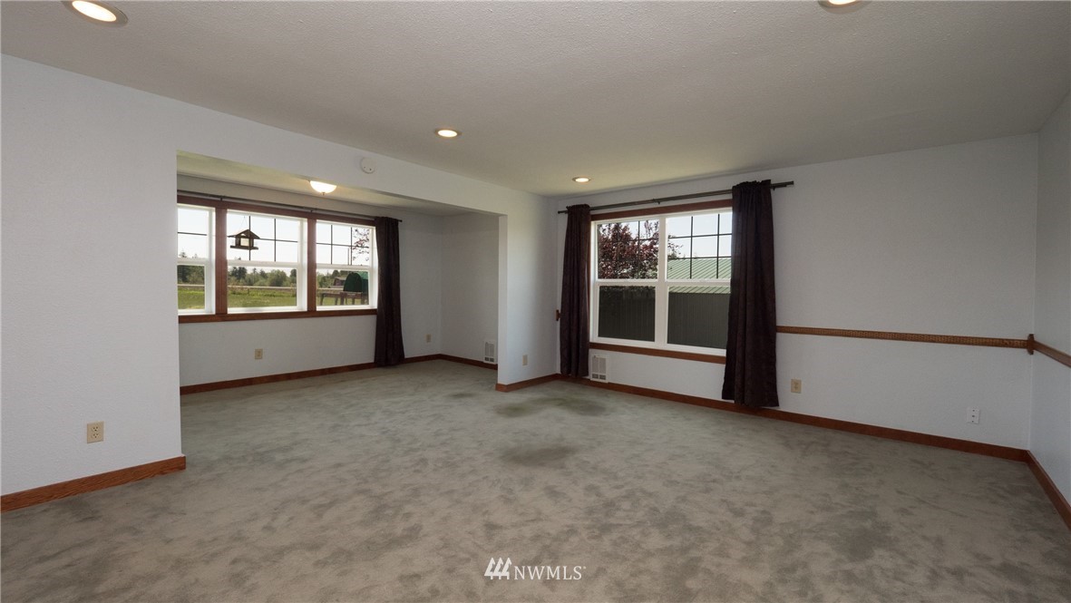 440 East Smith Road Bellingham, WA 98226 - Photo 6 of 25
