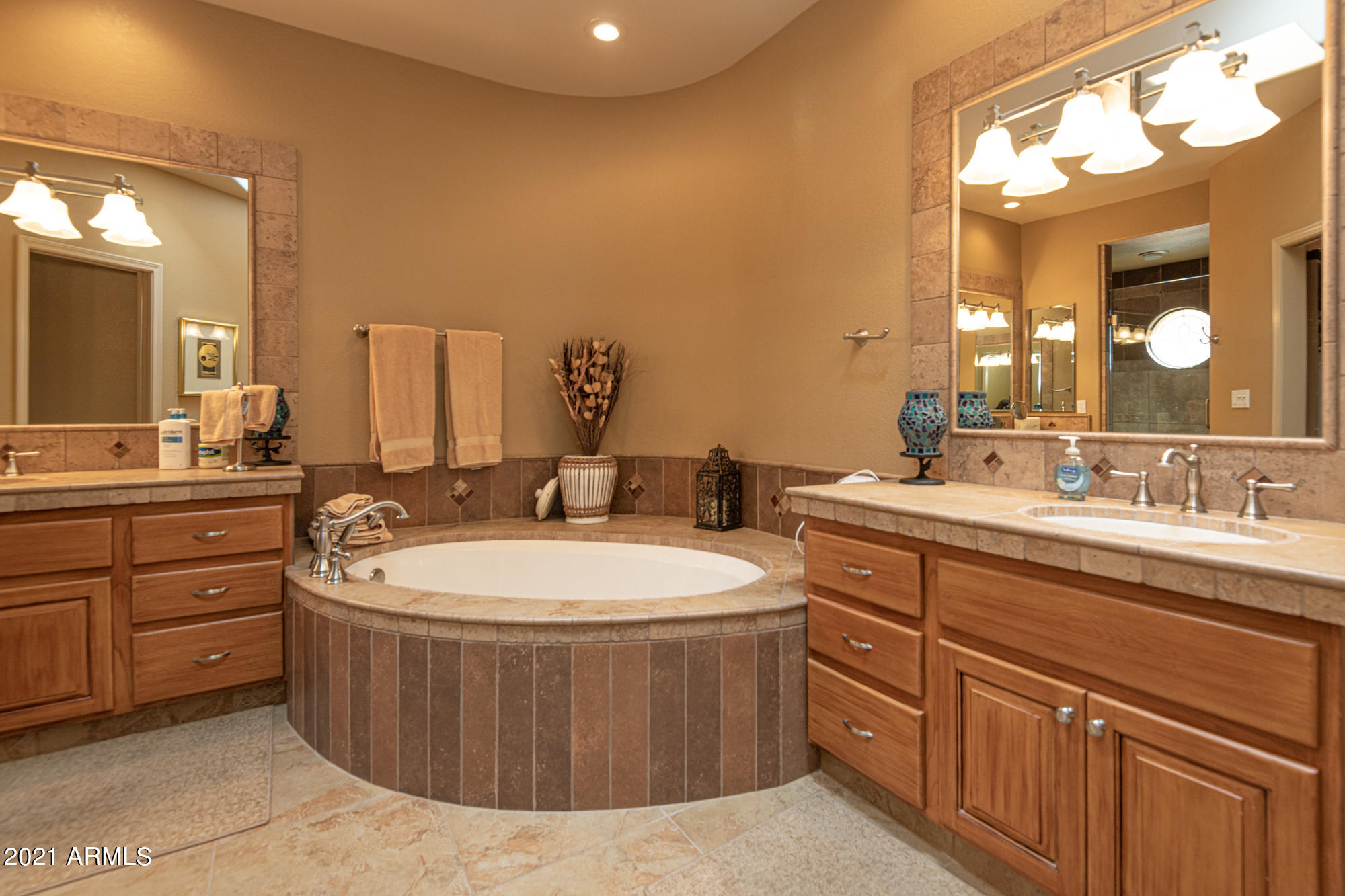 18618 Amarado Circle Rio Verde, AZ 85263 - Photo 29 of 38 MasterBath2_Almarado